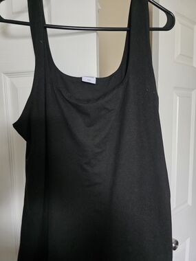 Classic Black Women's Tank Top - Unbranded